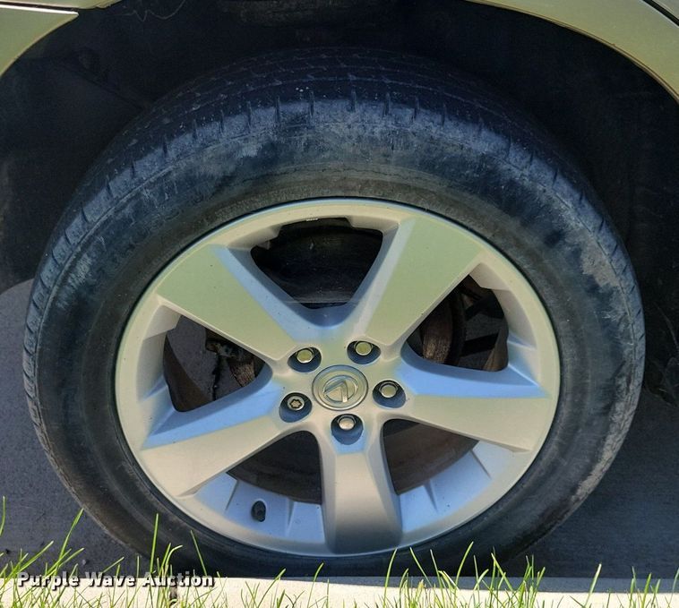 image for item IQ9867 2004 Lexus RX 330  SUV