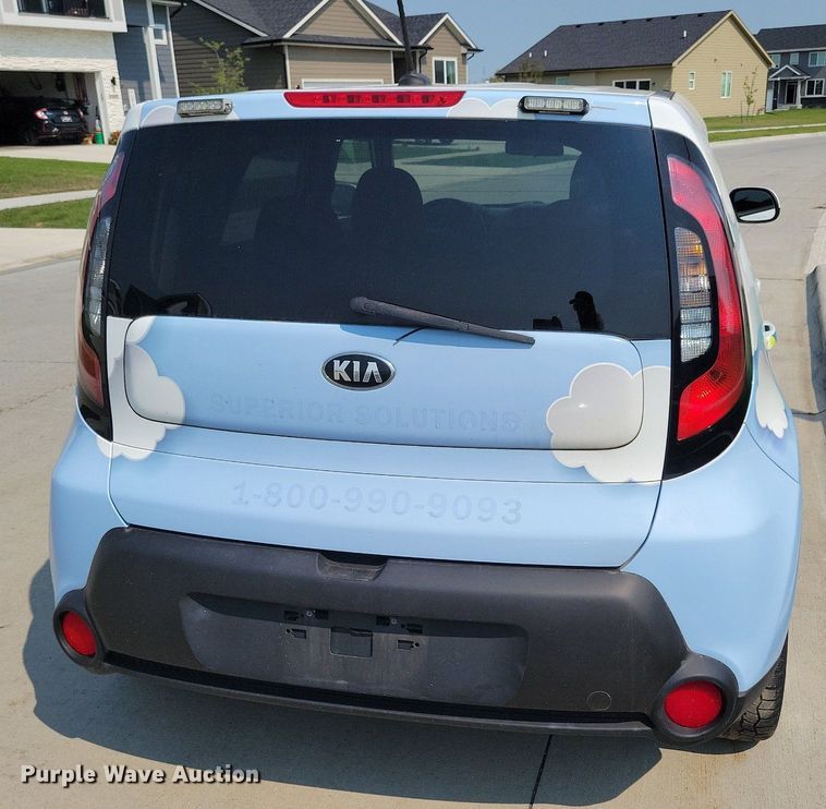 image for item IQ9871 2016 Kia Soul  SUV