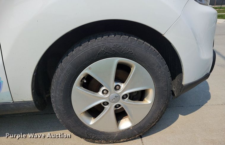 image for item IQ9871 2016 Kia Soul  SUV