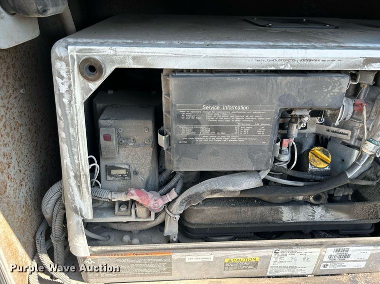 image for item KW9100 2008 Workhorse W62  utility / service truck