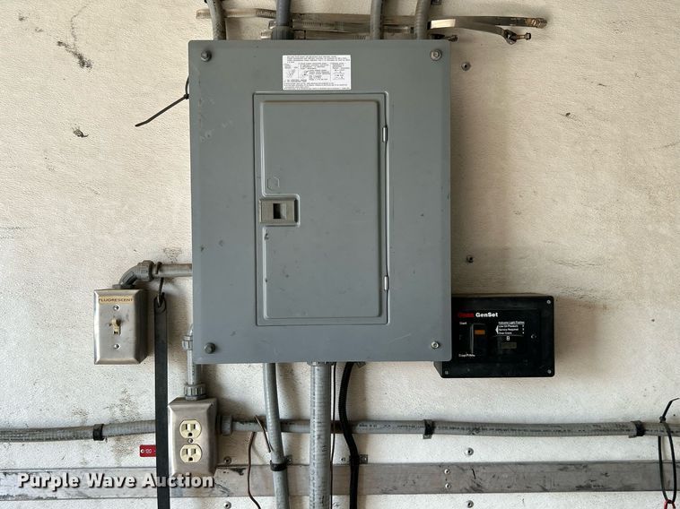 image for item KW9100 2008 Workhorse W62  utility / service truck