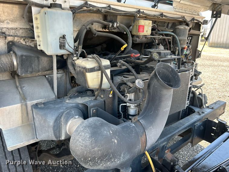 image for item KW9100 2008 Workhorse W62  utility / service truck