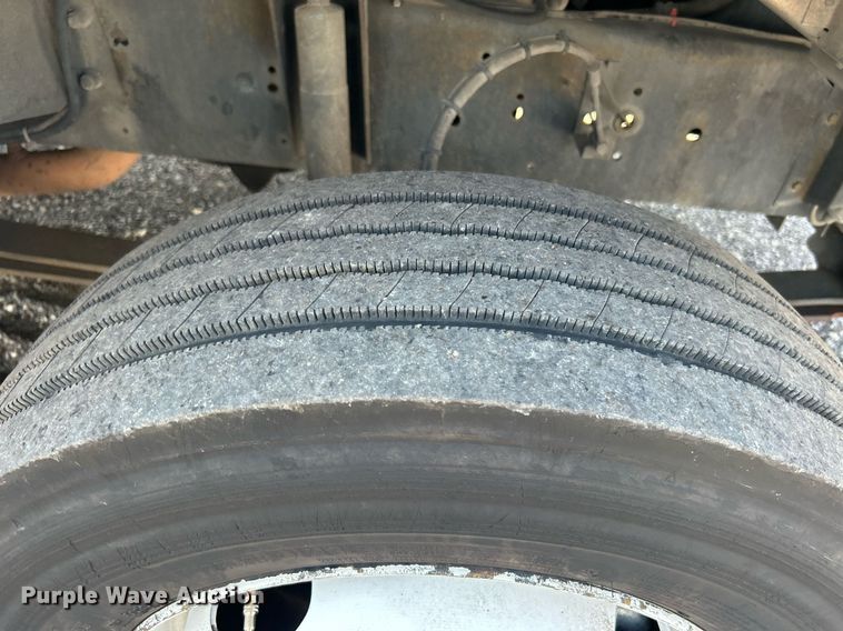 image for item KW9100 2008 Workhorse W62  utility / service truck