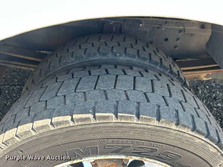 image for item KW9100 2008 Workhorse W62  utility / service truck