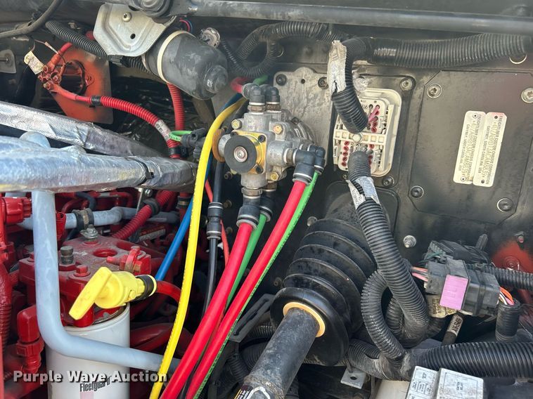 image for item KW9101 2010 Freightliner Thomas Built  school bus