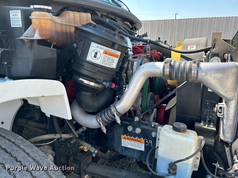 image for item KW9101 2010 Freightliner Thomas Built  school bus