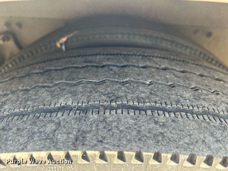 image for item KW9101 2010 Freightliner Thomas Built  school bus