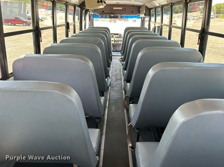 image for item KW9121 2010 Freightliner Thomas Built  school bus