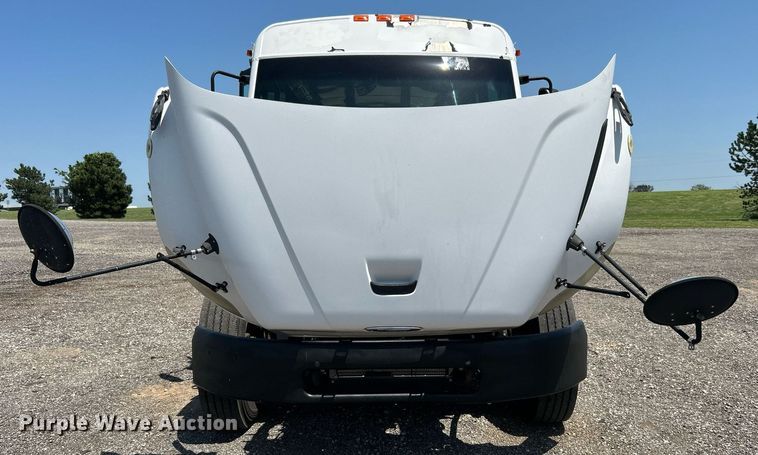 image for item KW9121 2010 Freightliner Thomas Built  school bus