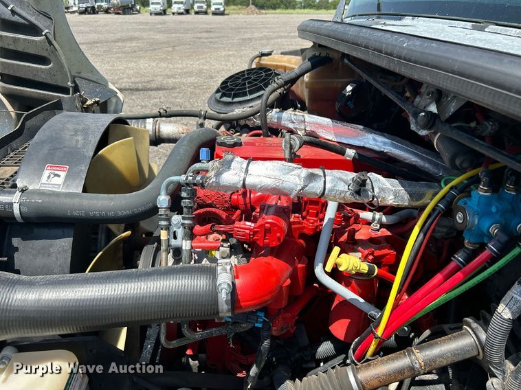 image for item KW9121 2010 Freightliner Thomas Built  school bus