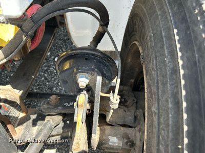 image for item KW9121 2010 Freightliner Thomas Built  school bus