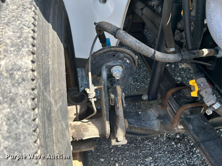 image for item KW9121 2010 Freightliner Thomas Built  school bus