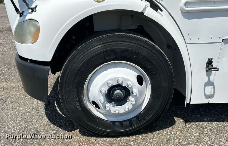 image for item KW9121 2010 Freightliner Thomas Built  school bus