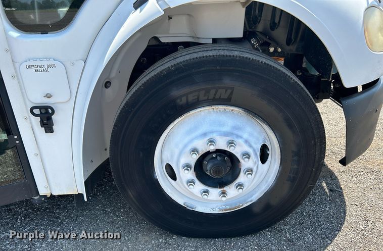 image for item KW9121 2010 Freightliner Thomas Built  school bus