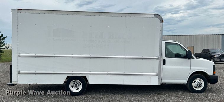 image for item KW9178 2012 GMC Savana  box truck