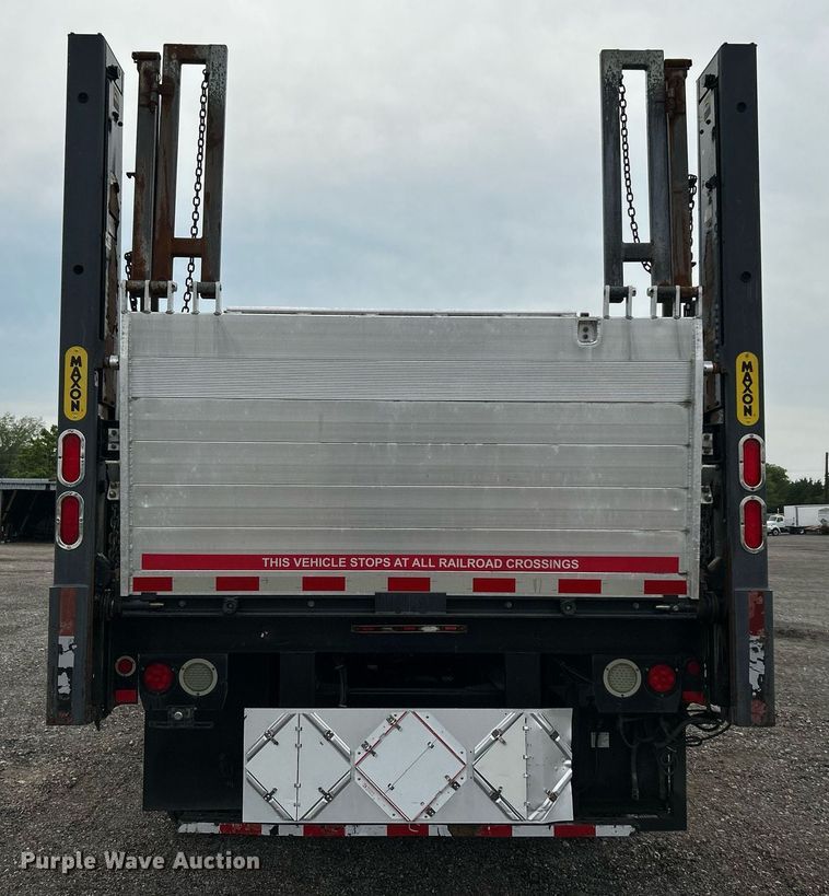 image for item KW9207 2012 Kenworth T370  flatbed truck