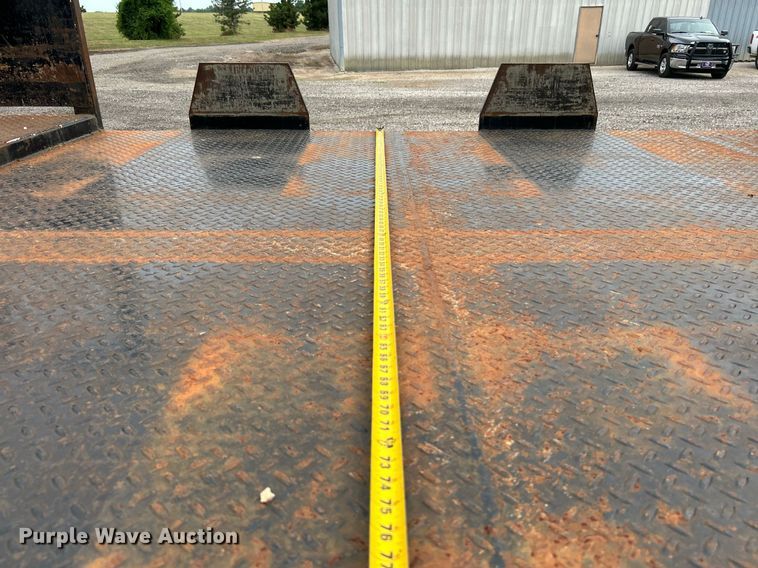 image for item KW9207 2012 Kenworth T370  flatbed truck