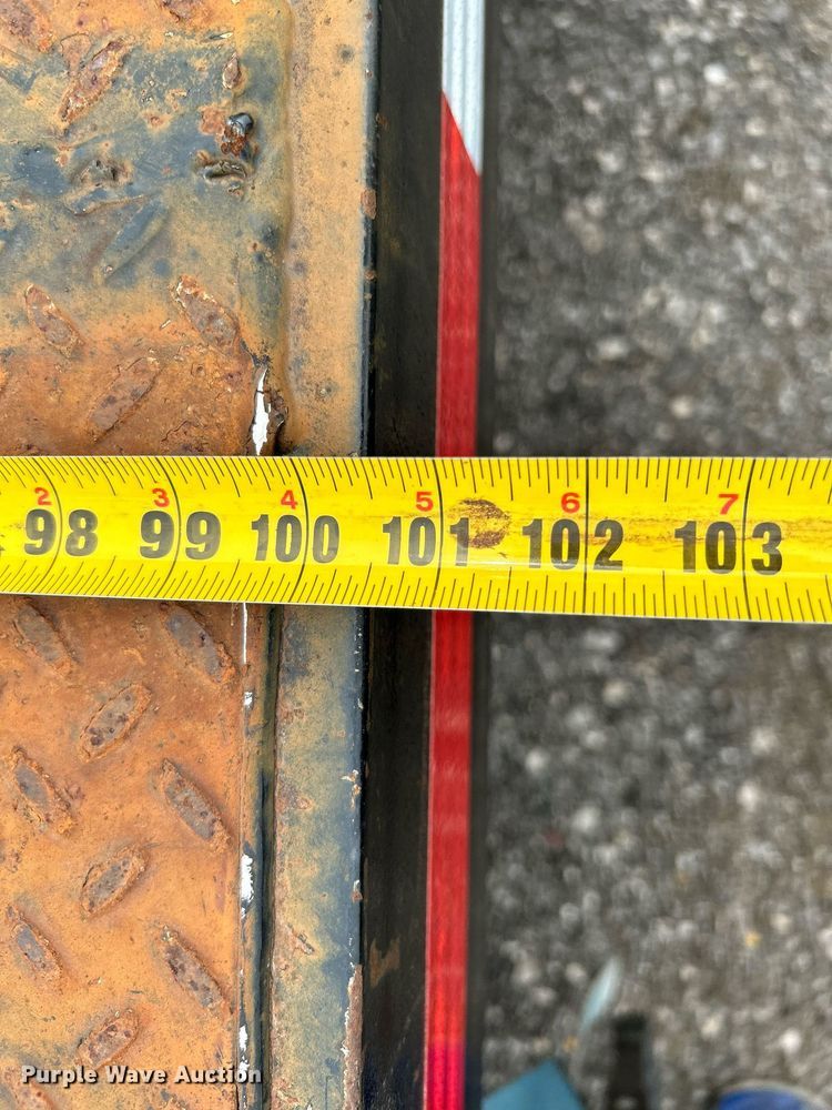 image for item KW9207 2012 Kenworth T370  flatbed truck