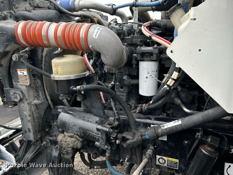 image for item KW9207 2012 Kenworth T370  flatbed truck