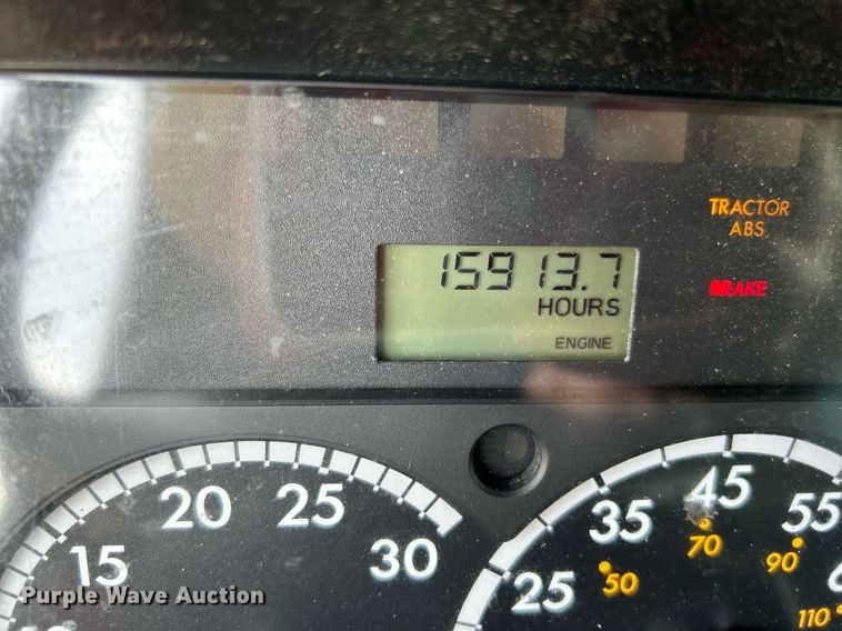 image for item KW9232 2007 Freightliner Business Class M2 106  refuse truck