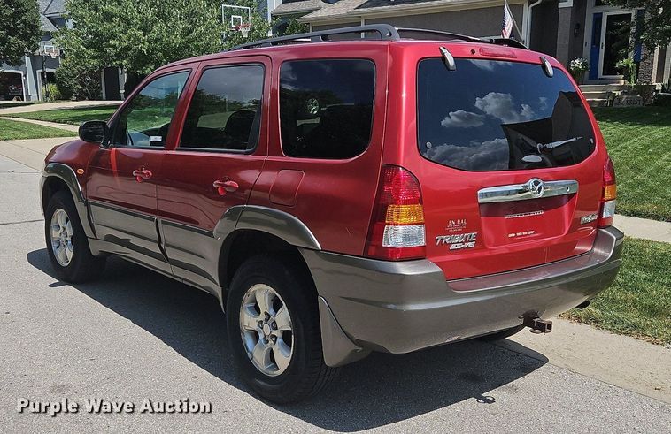 image for item LB9532 2001 Mazda Tribute ES  SUV