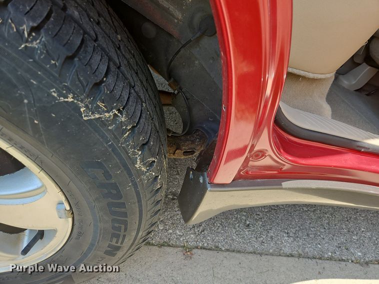 image for item LB9532 2001 Mazda Tribute ES  SUV