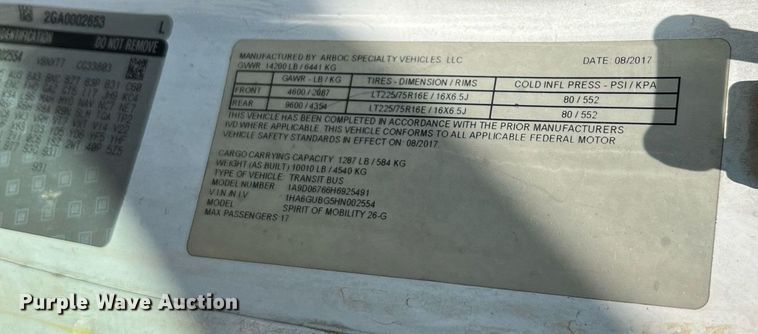 image for item LF9359 2017 Chevrolet Express G4500  shuttle bus