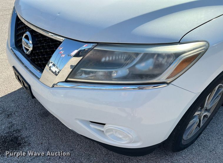 image for item LF9369 2014 Nissan Pathfinder  SUV