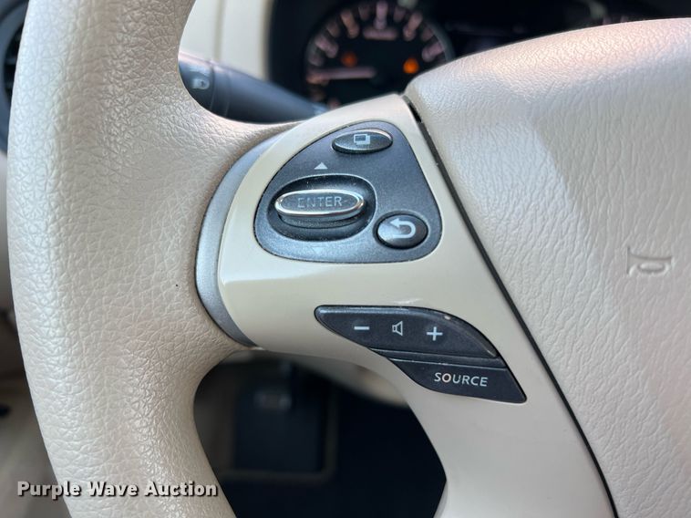 image for item LF9369 2014 Nissan Pathfinder  SUV