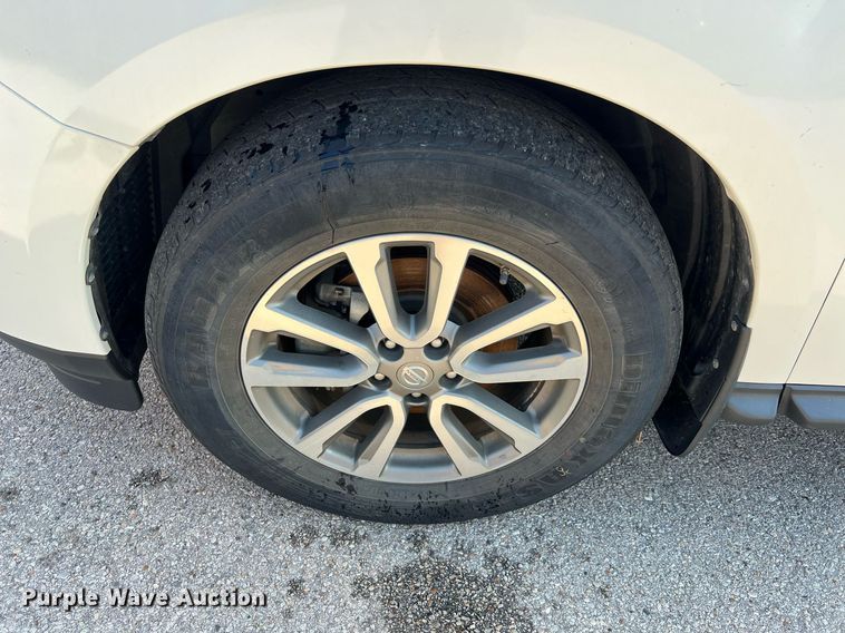 image for item LF9369 2014 Nissan Pathfinder  SUV