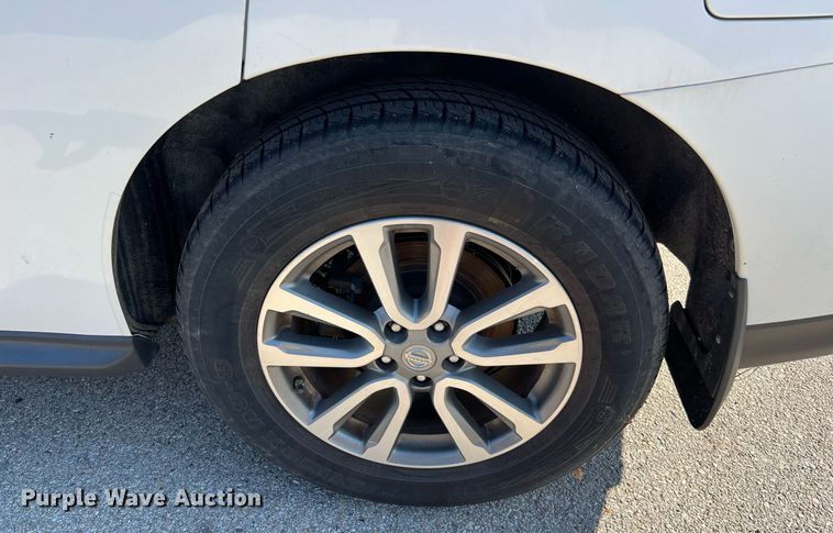 image for item LF9369 2014 Nissan Pathfinder  SUV