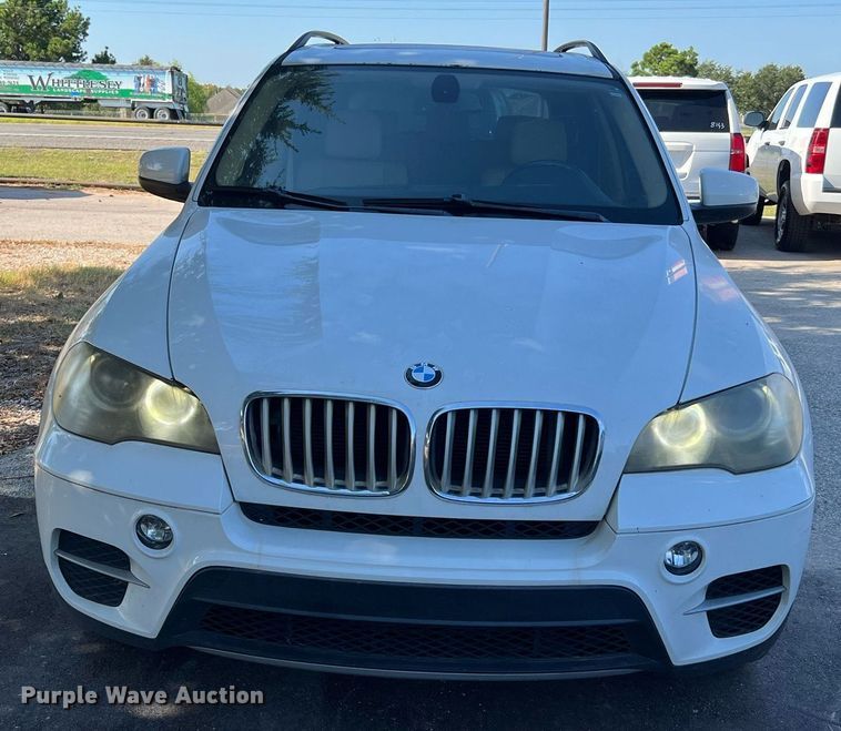 image for item LF9370 2011 BMW X5  SUV