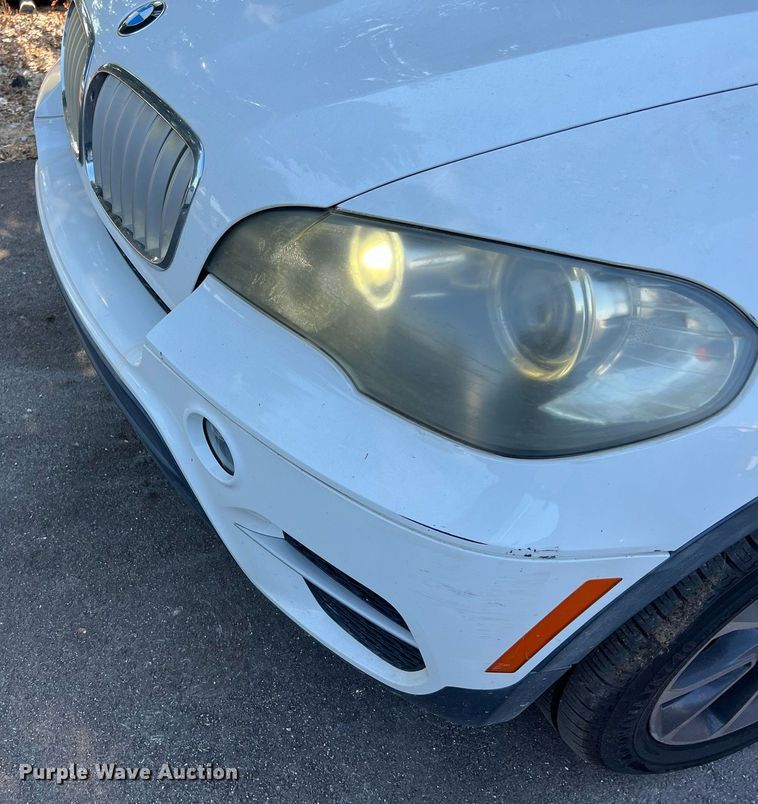 image for item LF9370 2011 BMW X5  SUV