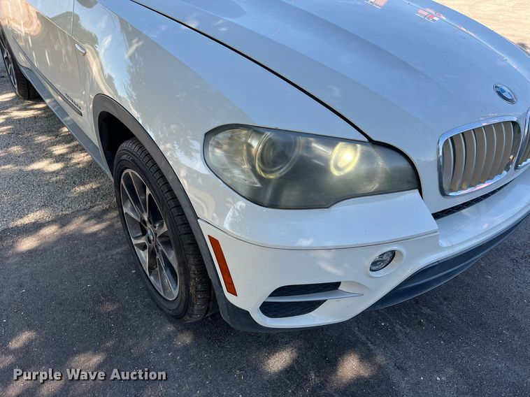 image for item LF9370 2011 BMW X5  SUV