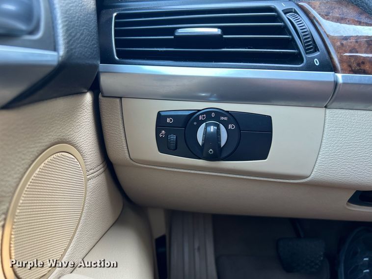 image for item LF9370 2011 BMW X5  SUV