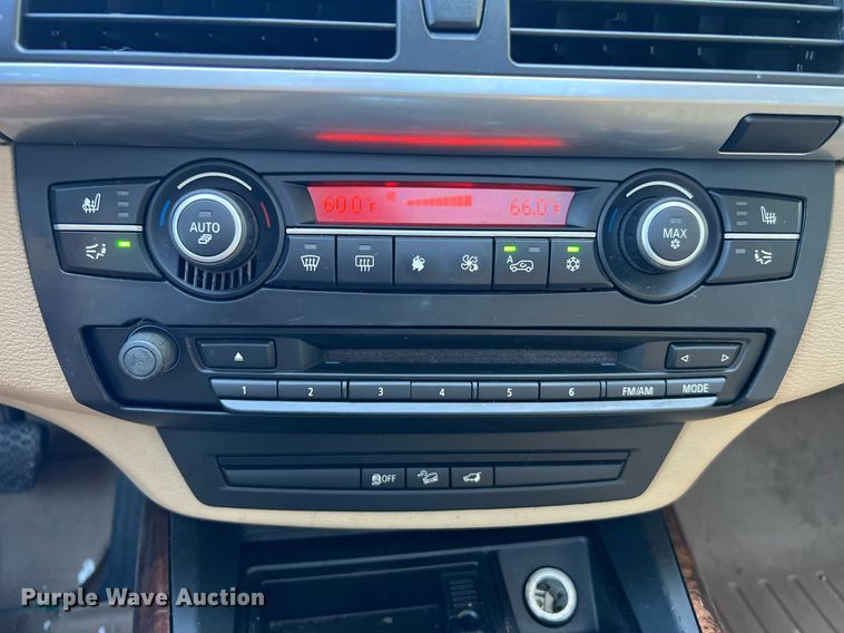 image for item LF9370 2011 BMW X5  SUV