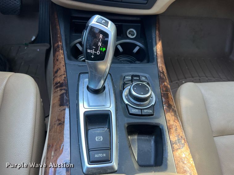 image for item LF9370 2011 BMW X5  SUV