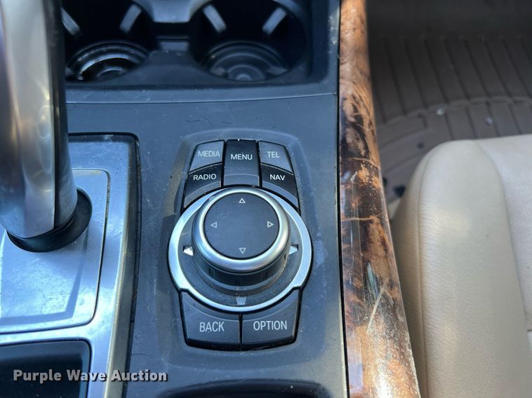 image for item LF9370 2011 BMW X5  SUV