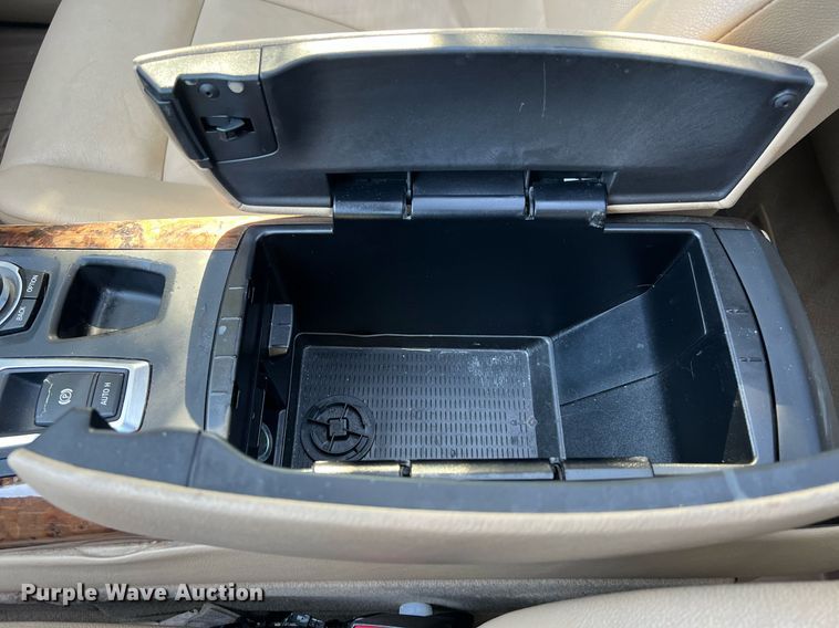 image for item LF9370 2011 BMW X5  SUV