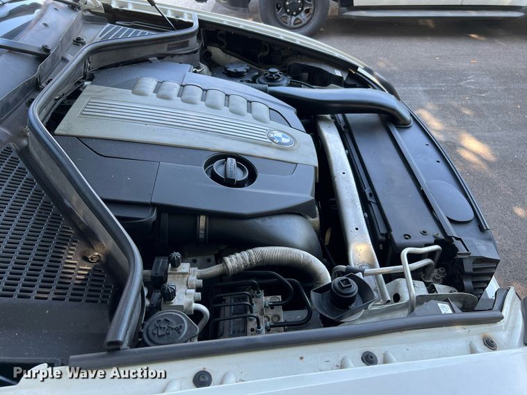 image for item LF9370 2011 BMW X5  SUV