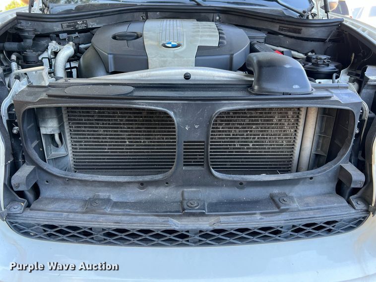 image for item LF9370 2011 BMW X5  SUV