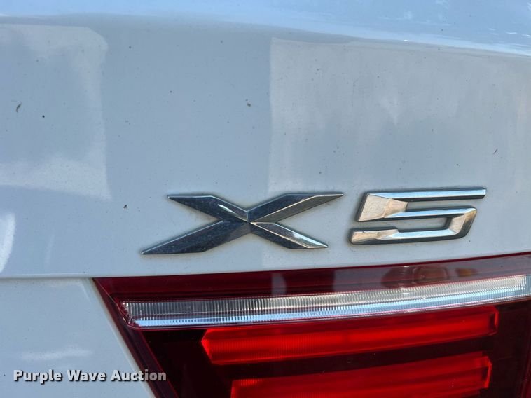 image for item LF9370 2011 BMW X5  SUV