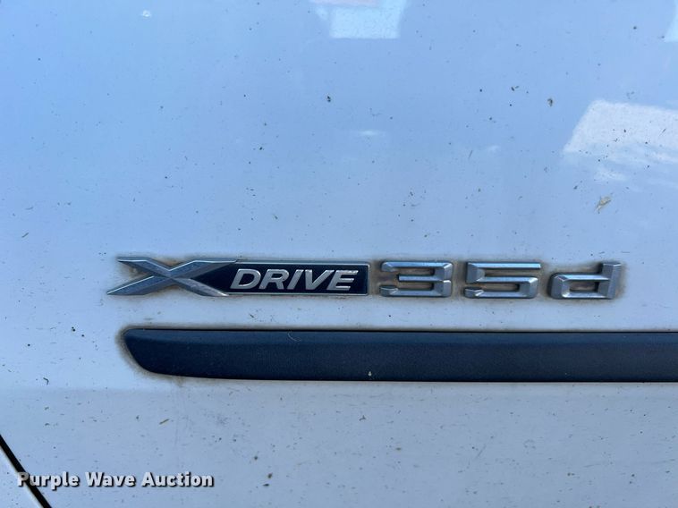 image for item LF9370 2011 BMW X5  SUV