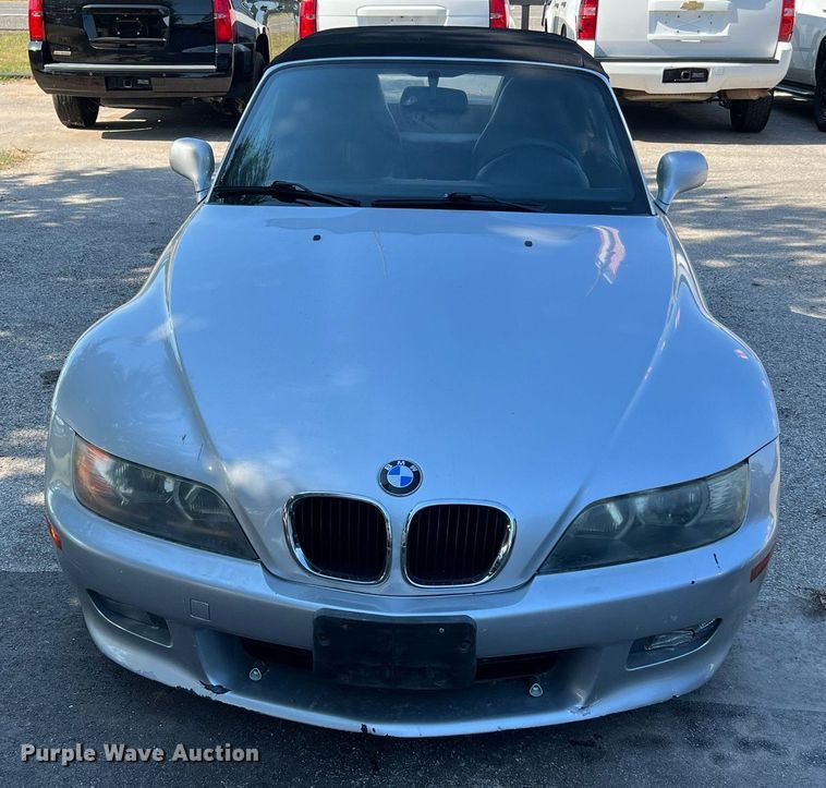 image for item LF9371 2001 BMW Z3 Roadster 2.5i  convertible