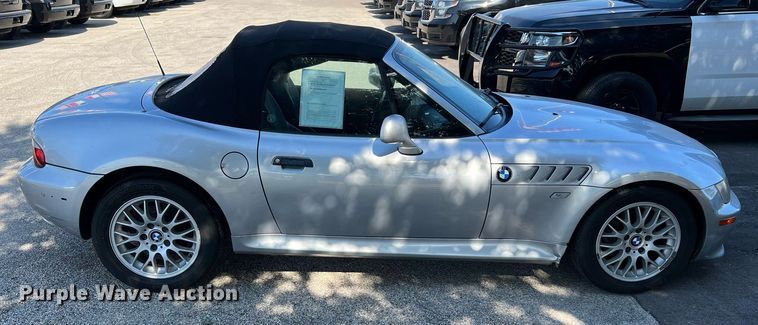 image for item LF9371 2001 BMW Z3 Roadster 2.5i  convertible