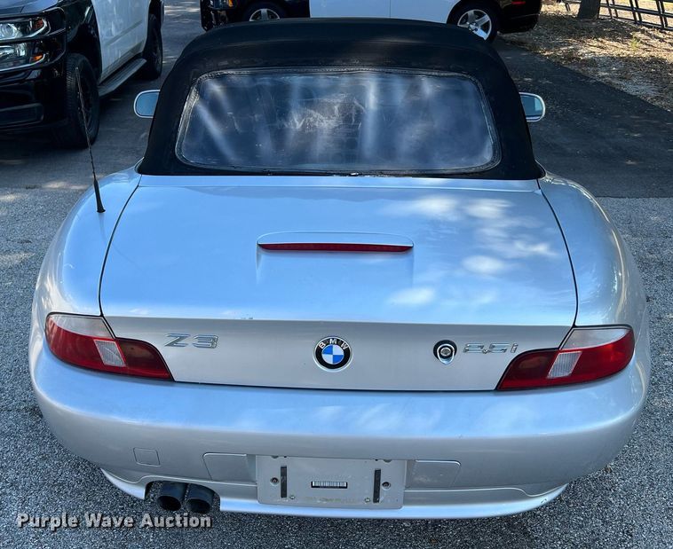 image for item LF9371 2001 BMW Z3 Roadster 2.5i  convertible