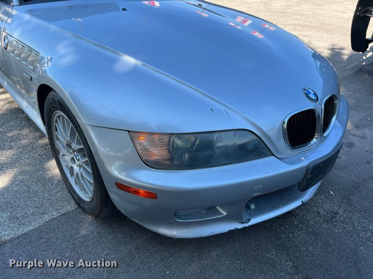 image for item LF9371 2001 BMW Z3 Roadster 2.5i  convertible