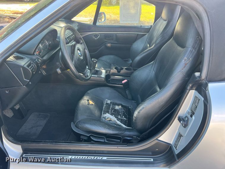 image for item LF9371 2001 BMW Z3 Roadster 2.5i  convertible