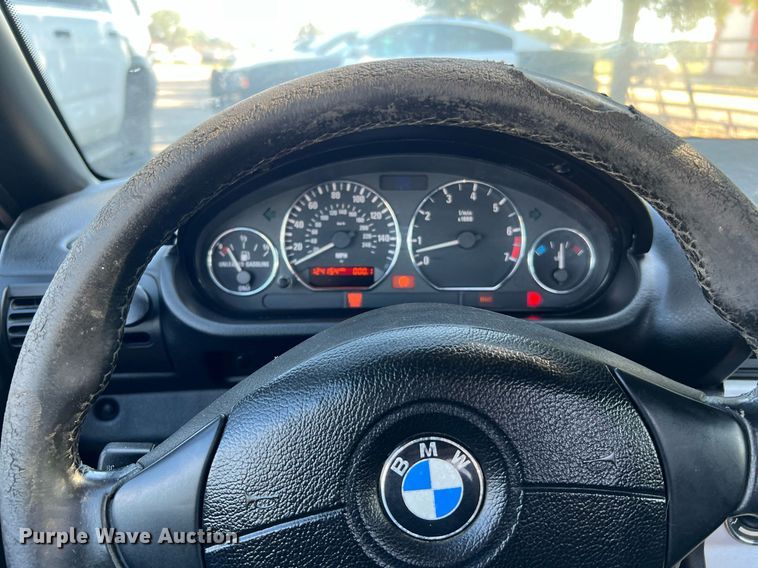 image for item LF9371 2001 BMW Z3 Roadster 2.5i  convertible