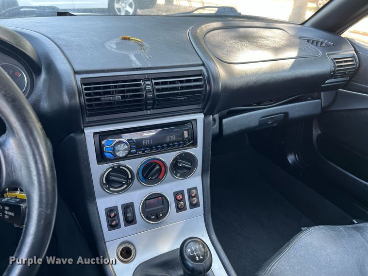 image for item LF9371 2001 BMW Z3 Roadster 2.5i  convertible